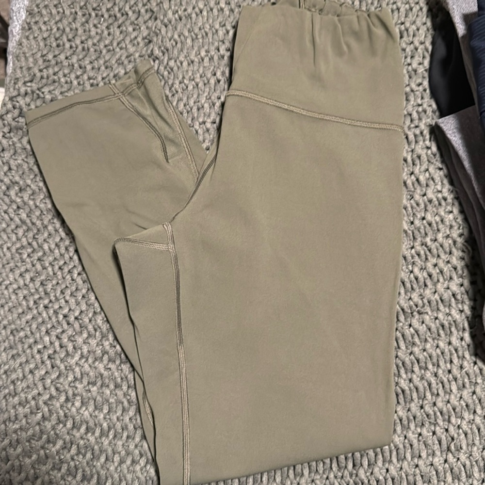 Lululemon size 10 leggings 23 in length, olive green